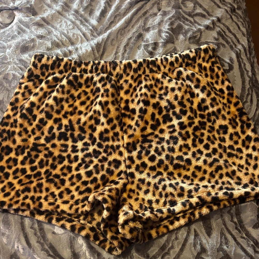 just be Leopard-Pattern Faux Fur Shorts in Brown and Black